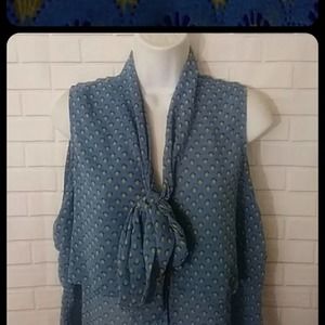 Copied - Esley sleeveless top with tie neck, S